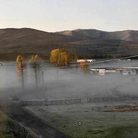 Ferienwohnung La Nava De Gredos Acogedor Piso Con Vistas Navarredonda Exterior foto