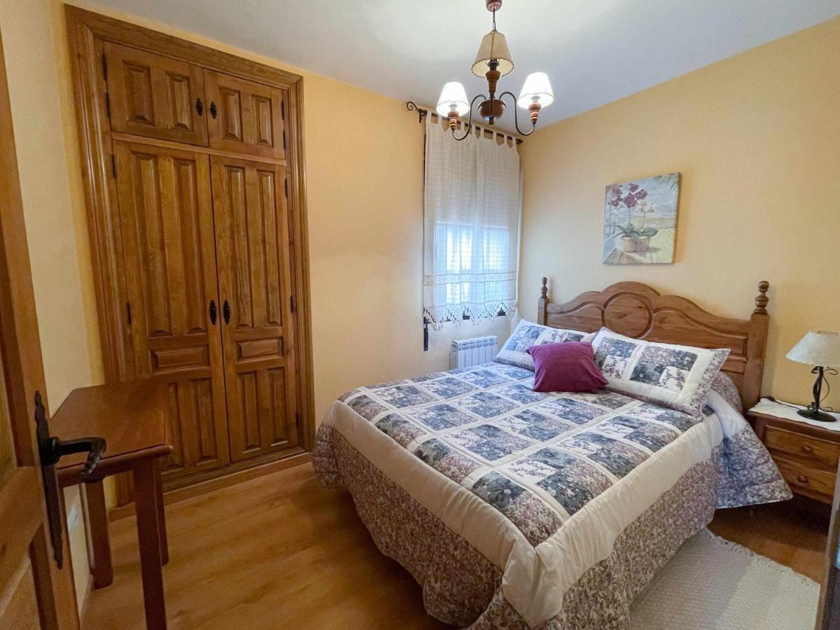 Ferienwohnung La Nava De Gredos Acogedor Piso Con Vistas Navarredonda Exterior foto